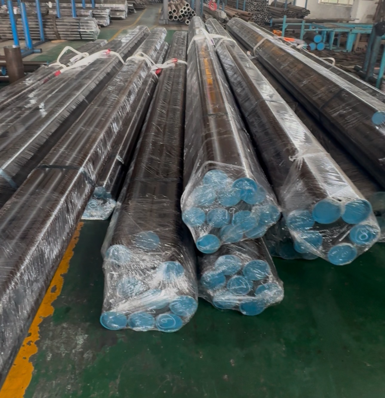 Últimos blogs da empresa sobre Container cheio de tubos de mel de Wuxi Chunfa exportado para o exterior